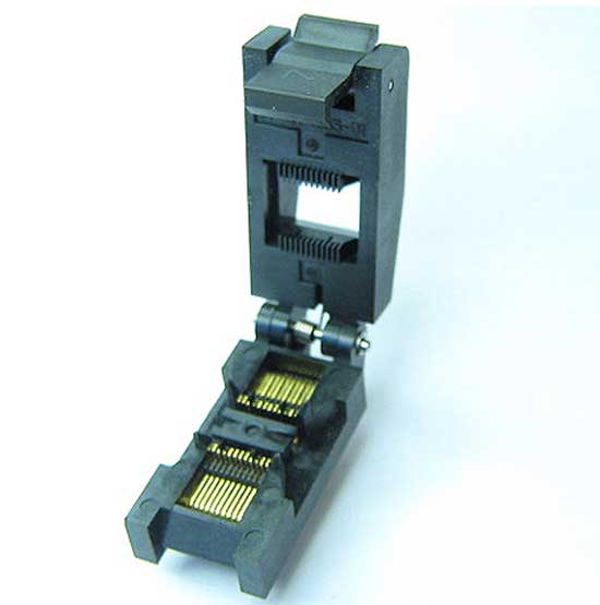 Enplas FP-24-0.65-01, 24 pin closed top SSOP package test socket.