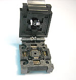 Enplas FPQ-48-0.5-06, 48 Pin Closed QFP package test socket